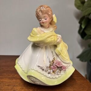 Josef Originals Japan Mother Baby 'Little Girls Dream' Lullaby Musical Figurine